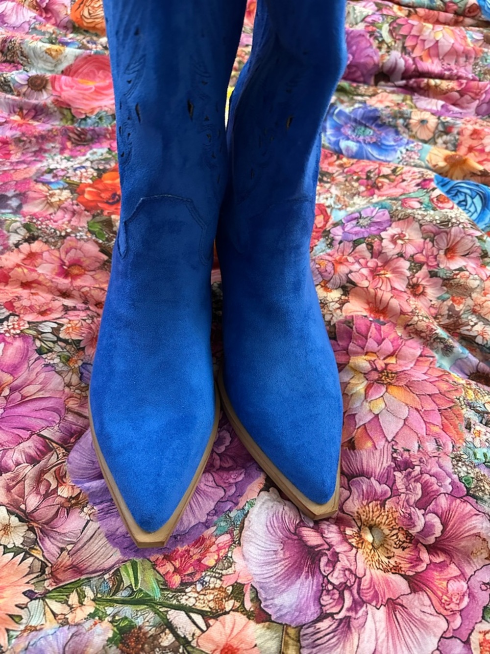 Miracle Miles Electric Blue Suede Western Heeled Boots NWT - Picture 9 of 16